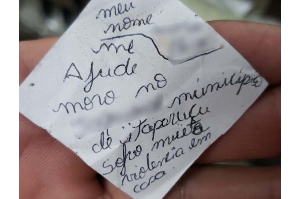 Justiça solta acusado de manter a mulher em cárcere privado durante 5 anos.