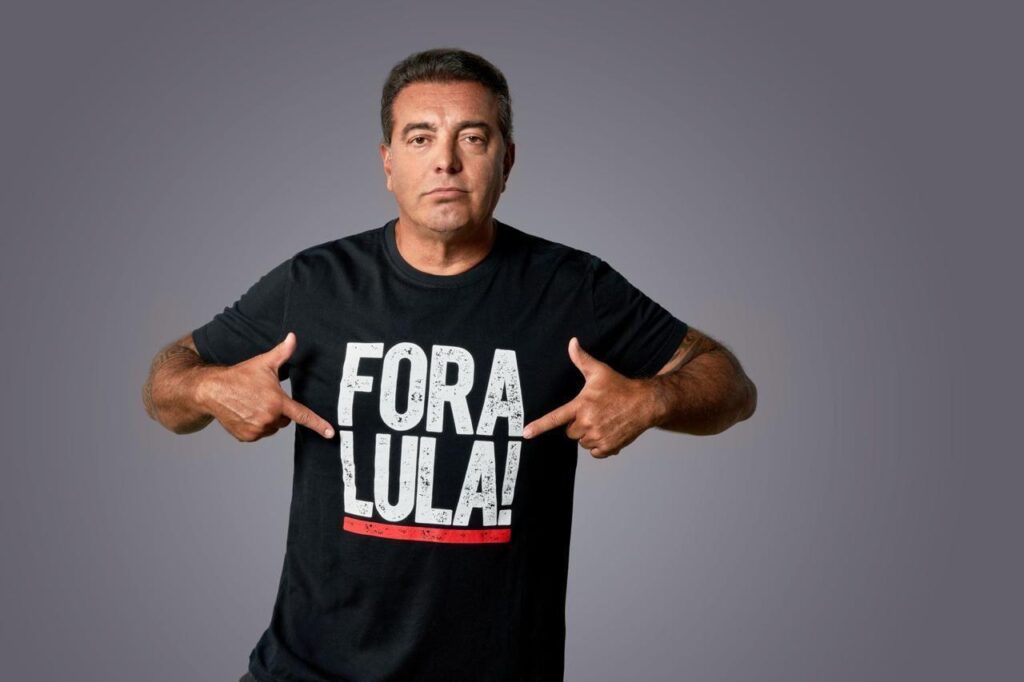 Delegado Francischini protocola pedido de Impeachment contra o presidente Lula, do PT.