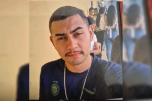 Segundo a Polícia Militar, Marlon já tinha passagens pela polícia por uso e porte de drogas, roubo de veículo, desacato e, especialmente, estupro de vulnerável. E, no caso anterior, o estupro foi contra uma criança de 11 anos em 2016. Além desses crimes, o MONSTRO também é acusado de estuprar a própria mãe, em 2023.